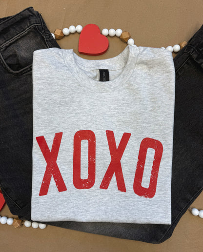 XOXO Tee
