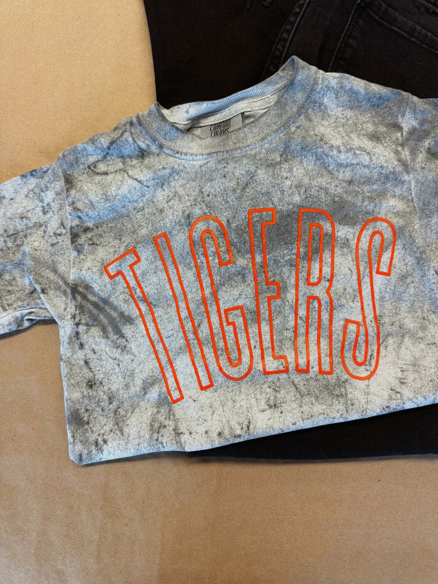 TIGERS TEE